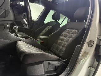 Volkswagen Golf 7,5 GTI PERFORMANCE PANO/DSG picture 7