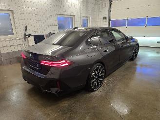 skadebil auto BMW 5-serie  2024/2