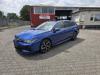 krockskadad bil auto Volkswagen Passat  2025/9