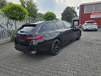 Voiture accidenté BMW  530e M 220 kW Hybride 2024/11