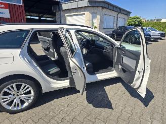 Seat Leon Leon Sportstourer 2.0 TDI picture 7