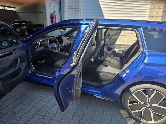 Volkswagen Passat eTSi FULL HYBRID 200 kW R-LINE picture 6
