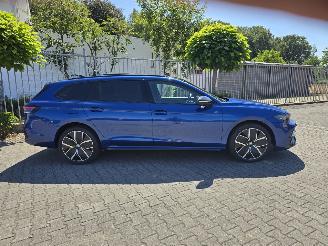 Volkswagen Passat eTSi FULL HYBRID 200 kW R-LINE picture 9