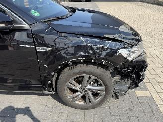 Volkswagen T-Roc 1.5 TSI R-Line picture 18