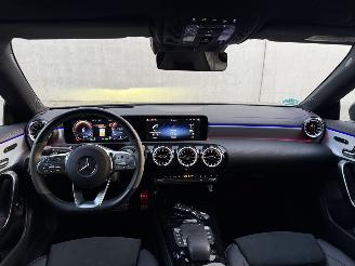 Mercedes Cla-klasse Shooting Brake 250e AMG-Line Full Option picture 14