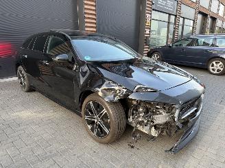 Mercedes Cla-klasse Shooting Brake 250e AMG-Line Full Option picture 23