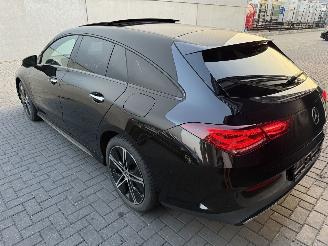 Mercedes Cla-klasse Shooting Brake 250e AMG-Line Full Option picture 17