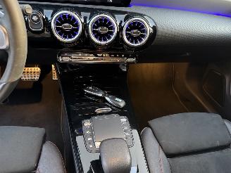 Mercedes Cla-klasse Shooting Brake 250e AMG-Line Full Option picture 13