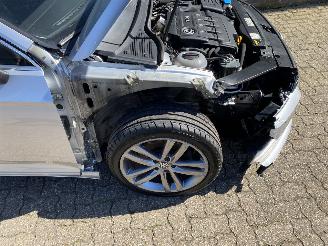 Volkswagen Passat Comfortline, Trekhaak, Camera, Airco picture 19