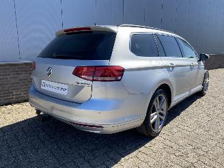 Volkswagen Passat Comfortline, Trekhaak, Camera, Airco picture 2