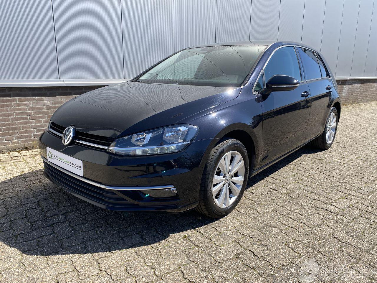 Volkswagen Golf Comfortline DSG, Navi, Airco