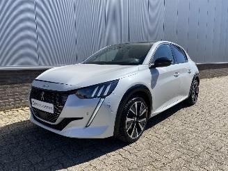 Schadeauto Peugeot 208 GT-Line Camera Led Apple Car Play 2022/2