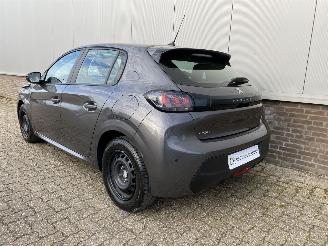 Peugeot 208 1.2 PureTech Active Airco, PDC, Apple Carplay & Android Auto picture 6