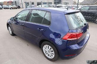 Volkswagen Golf 1.0 BENZ picture 6