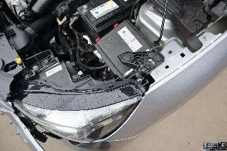 Peugeot 208 1.2 BENZ picture 18