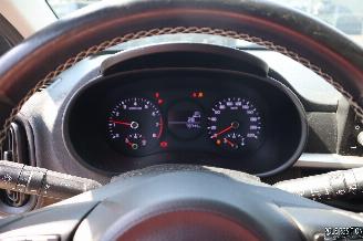 Kia Picanto 1.0 BENZ picture 12