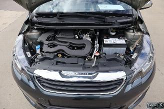 Peugeot 108 1.0 BENZ picture 15