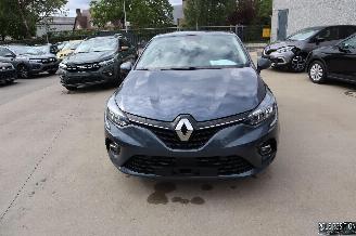 krockskadad bil auto Renault Clio 1.0 BENZ 2020/10