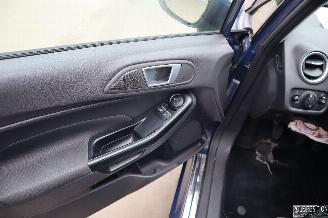 Ford Fiesta 1.0 BENZ picture 10
