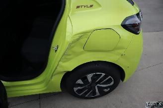Peugeot 208 1.2 BENZ picture 19