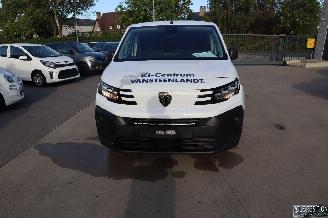skadebil bedrijf Peugeot Partner 1.5 HDI 2025/7