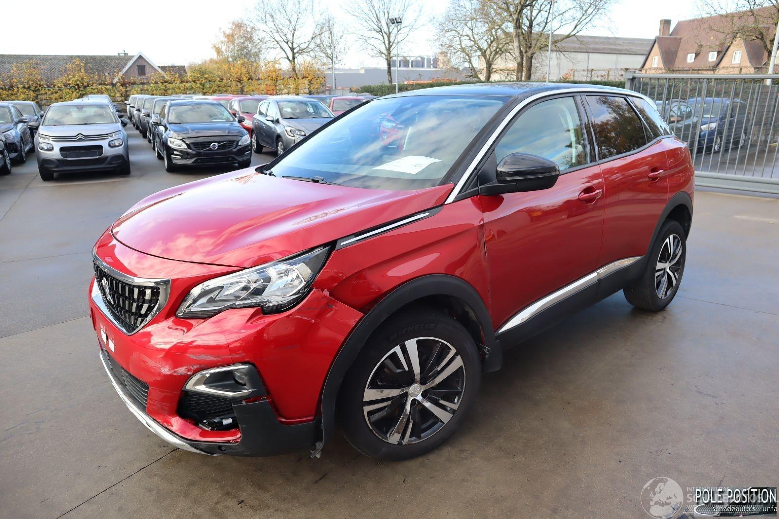 Peugeot 3008 1.2 BENZ