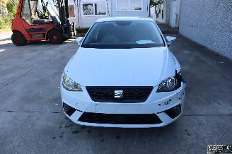 Seat Ibiza 1.0 BENZ picture 2