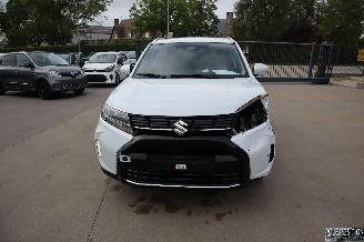 krockskadad bil auto Suzuki Vitara 1.5 HYBRIDE 2025/4