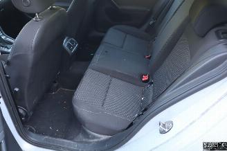 Volkswagen Golf 1.6 TDI picture 11