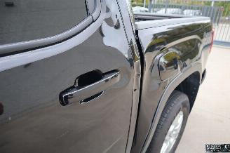 Volkswagen Amarok 2.0 TDI picture 10