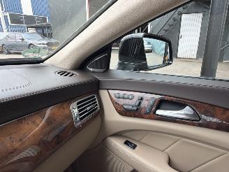 Mercedes CLS 350 CDI 4 MATIC AMG FULL OPTIONS picture 13