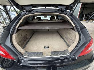 Mercedes CLS 350 CDI 4 MATIC AMG FULL OPTIONS picture 17