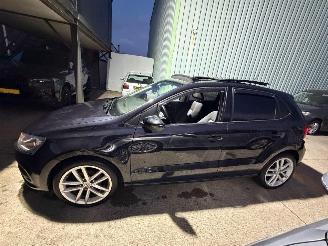 Volkswagen Polo 1.2 TSI Highline Pano Stoelverwarming picture 10