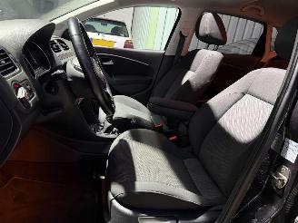 Volkswagen Polo 1.2 TSI Highline Pano Stoelverwarming picture 11