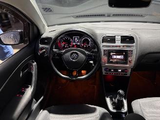 Volkswagen Polo 1.2 TSI Highline Pano Stoelverwarming picture 13