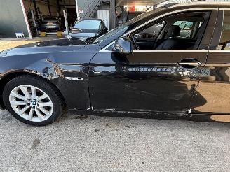 BMW 5-serie 523i High Executive Leder Xenon Pano picture 9