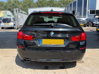 BMW 5-serie 523i High Executive Leder Xenon Pano picture 6
