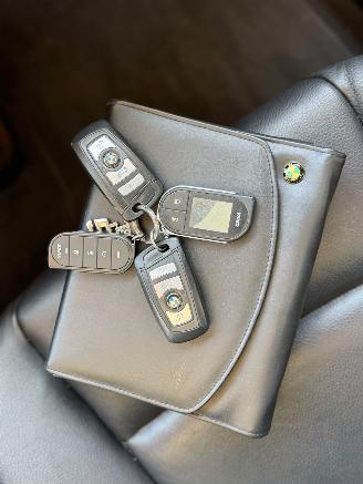 BMW 5-serie 523i High Executive Leder Xenon Pano picture 18