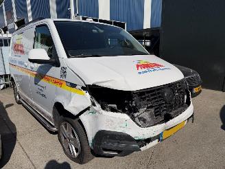 Volkswagen Transporter BULLI 2.0 TDI L1H1 28 4 MOTION NAP picture 3