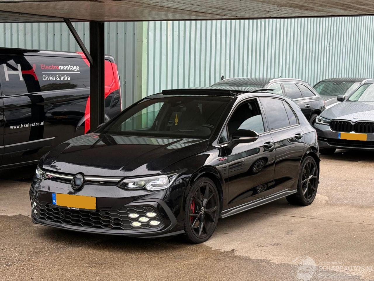 Volkswagen Golf 2.0 GTI IQ LED PANO HUD R VELGEN