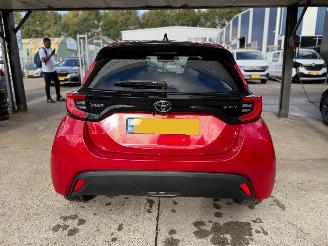 Toyota Yaris 1.5 HYBRID 115 DYNAMIC CAMERA KEYLESS FULL NAP picture 6