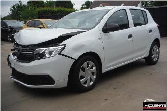 uszkodzony samochody osobowe Dacia Sandero 1.0I SCE ESSENTIAL 2020/11