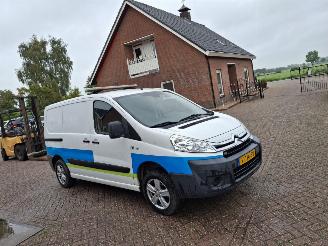 skadebil bedrijf Citroën Jumpy 2.0 hdi 4x4    dangel   94kw  airco 2017/2