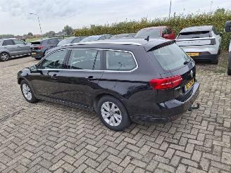 skadebil auto Volkswagen Passat 1.4 tsi  110kw  automaat navi clima 2017/2