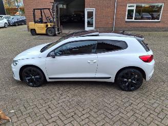 Volkswagen Scirocco 1.4 tsi  125pk pano picture 2