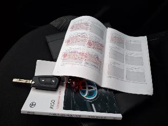 Toyota Aygo 1.0 vtti 5drs airco picture 7