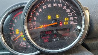 Mini Clubman 1.5i 102 pk  clima navi picture 11