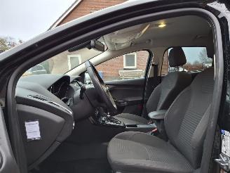 Ford Focus 1.0i titanium  92kw  clima picture 6