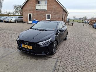 Voiture accidenté Hyundai I-20 1.0i  hybrid    navi clima 2021/10