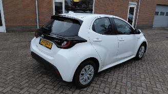 Toyota Yaris 1.5 hybrid  comfort   navi clima picture 11